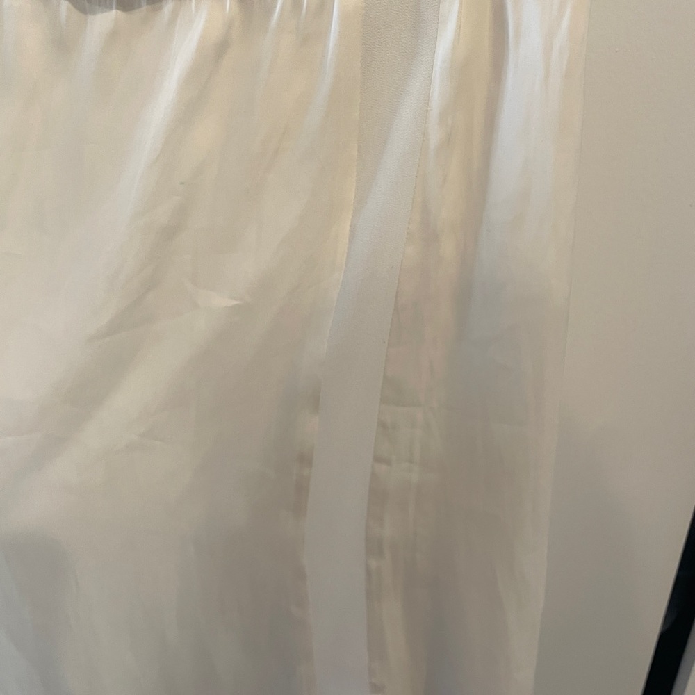 Kenneth Cole Cream Skirt - Picture 6 of 6